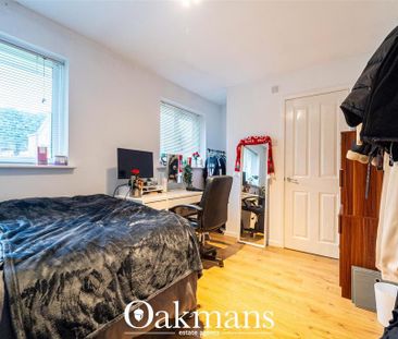 4 bedroom detached house to rent - Photo 2