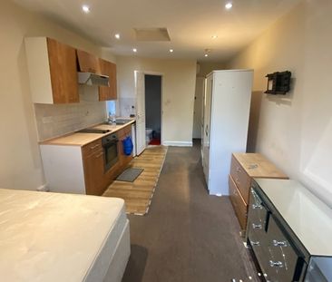 Studio Flat, Portland Road, SE25 - Photo 5