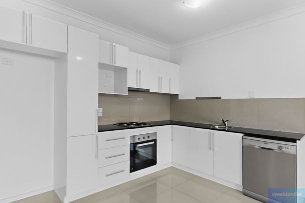 2/12 Kuranda Street, Waterford QLD 4133 - Townhouse For Rent | Domain - Photo 1