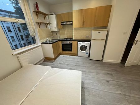 Studio Flat, Cazenove Road, N16 - Photo 5