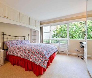 Parkleys, Ham, TW10 - Photo 3