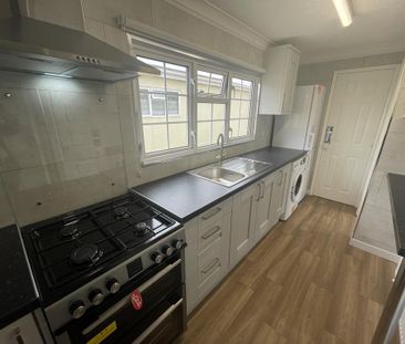 2 bedroom detached house to rent - Photo 6