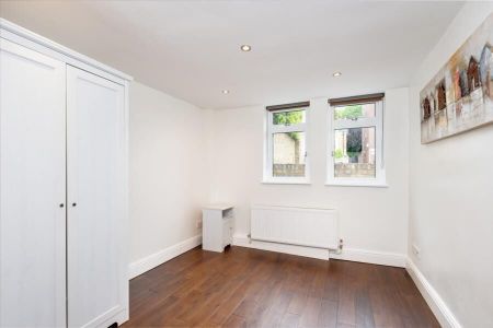 2 Bedroom House To Let - Photo 3
