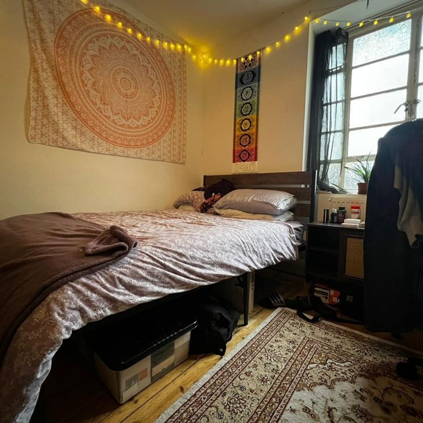 2 Bed Flat, Myrdle Court, E1 - Photo 1