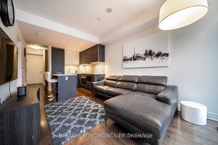 For Lease - 8 The Esplanade Street Unit# 3203, Toronto, Ontario - Photo 3