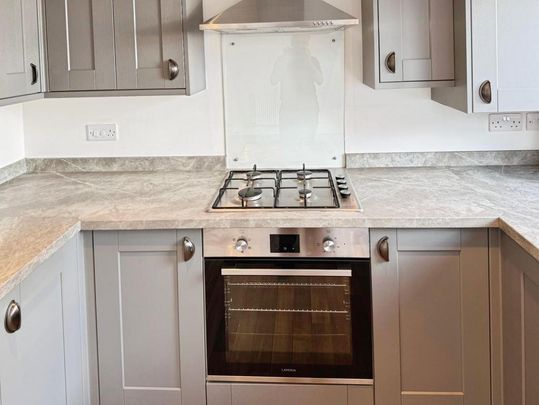 3 bedroom detached house to rent - Photo 1