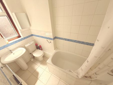 Botwell Lane, Hayes - Photo 5