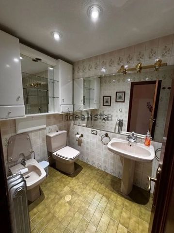 Alquiler de piso en Cuesta del Sancti-Spíritus - Photo 3