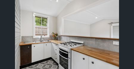 Spades Cottage – Lovingly Restored And Surrounded By Natural Beauty - Photo 5