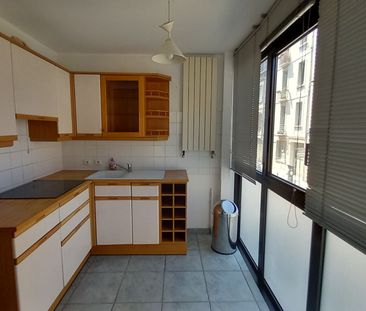 Apartment - Photo 4