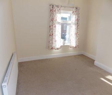 2 bed terraced to rent on Ilkeston, Graham Street, DE7 - Photo 6