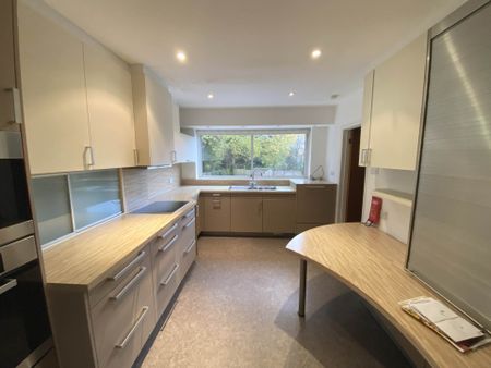 Price £5,000 pcm - Available Now - Unfurnished - Photo 5