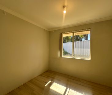 Spacious Family Home in Quiet Cul-de-Sac Location - Photo 5