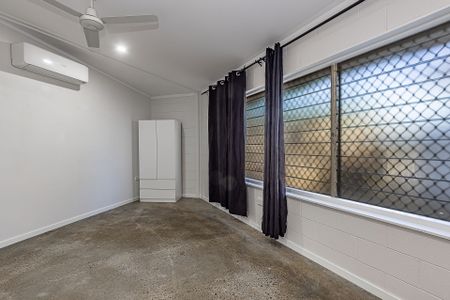 17/115 Mooney Street, Gulliver - Photo 2