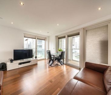 3 bedroom flat to rent - Photo 4