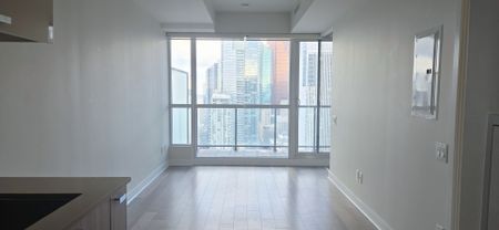 For Lease - 290 Adelaide Street Unit# 3906, Toronto, Ontario - Photo 4