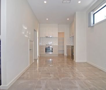 71 Gladstone Road PROSPECT SA 5082 - Photo 5