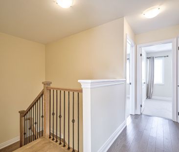 For Lease - 126 Lorne Thomas Place, New Tecumseth, Ontario - Photo 3