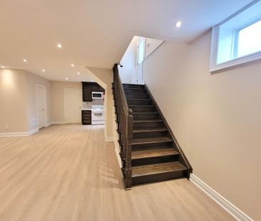 For Lease - 9 August Avenue, Toronto, Ontario - Photo 6