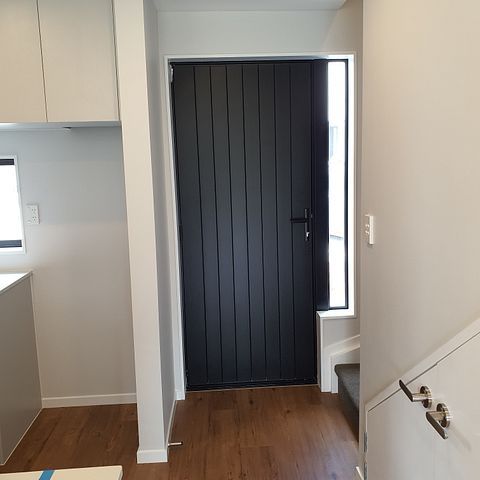 Spacious 2 Bedrooms House - Ready to View! - Photo 1