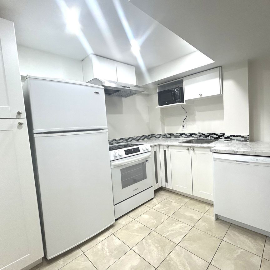 For Lease - 2-7 Empson Court, Ajax, Ontario - Photo 1