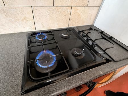 2 Bed Flat, High Road Leyton, E10 - Photo 2