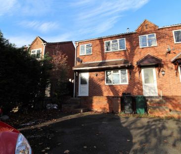 3 bedroom end of terrace house to rent - Photo 1