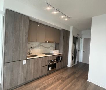 For Lease - 8 Interchange Way Unit# 1810, Vaughan, Ontario - Photo 6