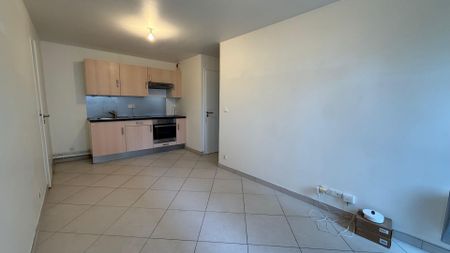 Location Appartement 2 pièces 31m² - Photo 3