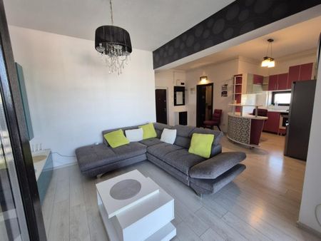 Apartament 2 camere Central, bloc nou, etaj 5/6, mobilat, utilat - Photo 3