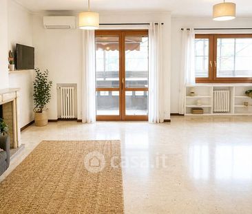 Trilocale in Affitto in Piazza Leonardo da Vinci 3 a Milano - Photo 1