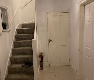 Room in a Shared House, Wilbraham Road, M14 - Photo 4