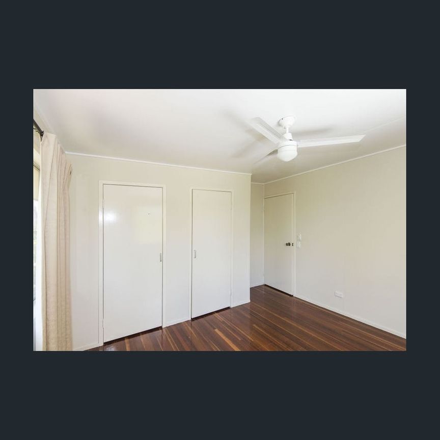 Great Family Home with Three Bedrooms and Large Yard! - Photo 1