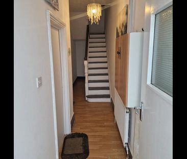 Room in a Shared House, Floyd Road, SE7 - Photo 5