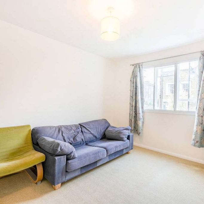 1 bedroom flat to rent - Photo 1