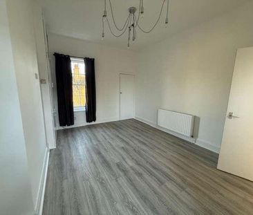 Beech Avenue Shopping Centre, Hull, HU8 - Photo 6