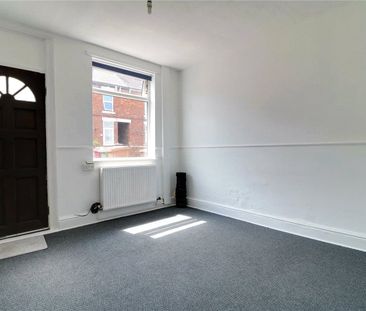 West Acridge, Barton-upon-Humber, Lincolnshire, DN18 5AN - Photo 1