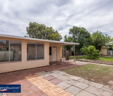 CHARACTER CHARM - Photo 6