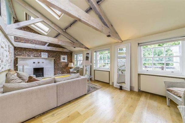 3 bedroom flat to rent - Photo 1