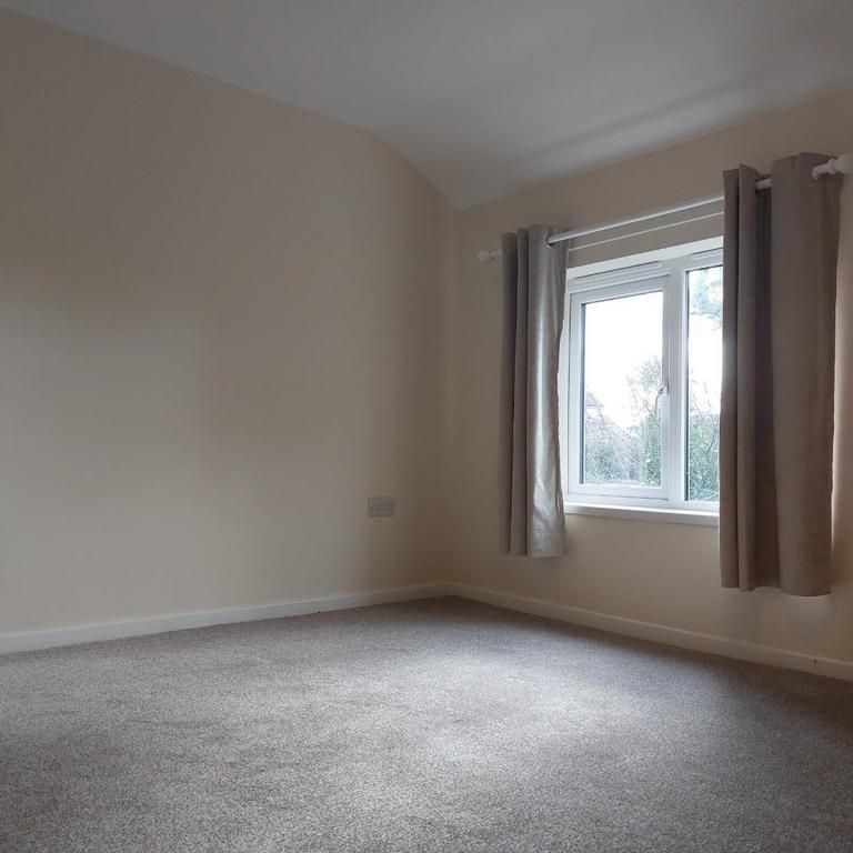 2 bedroom semi-detached house to rent - Photo 1