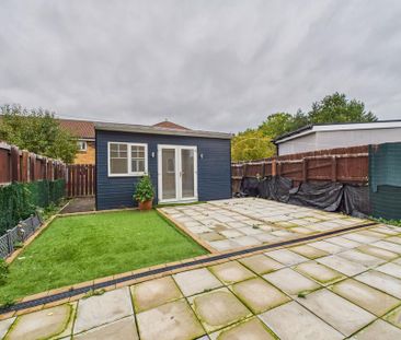 4 bedroom semi-detached house to rent - Photo 1