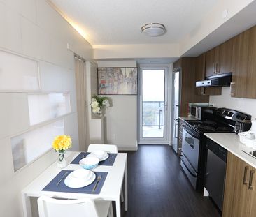 Deluxe Room - 561 Sherbourne - Photo 3