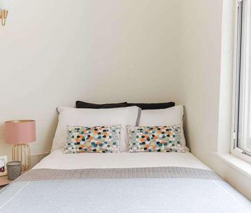 Kings Road, Chelsea, SW3 - Photo 1