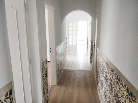 Apartamento T3+1 em moradia isolada na Charneca da Caparica - Photo 3