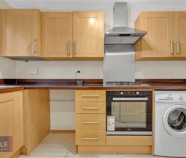 3 bedroom end of terrace house to rent - Photo 6