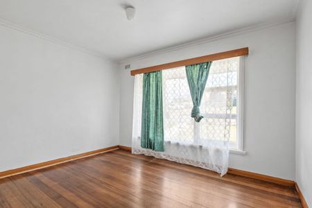 Freshly Updated 3-Bedroom Home in a Great Location - Photo 4