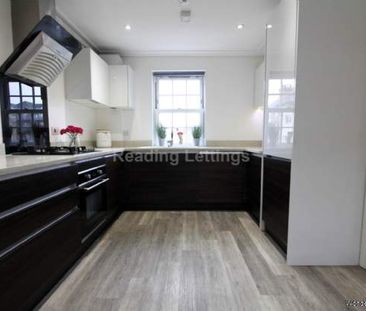 2 bedroom property to rent in Reading - Photo 4