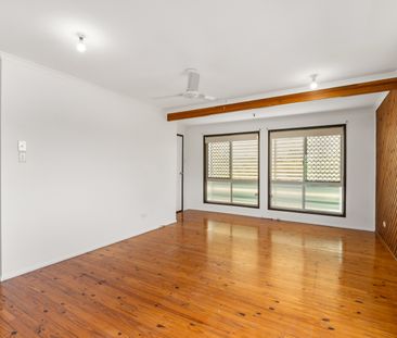 9 Merron Street, Logan Central QLD 4114 - House For Rent | Domain - Photo 1