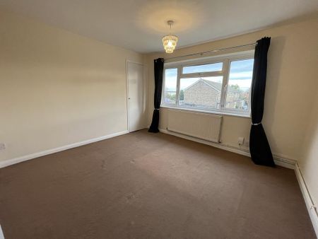 2 bedroom maisonette to rent - Photo 3