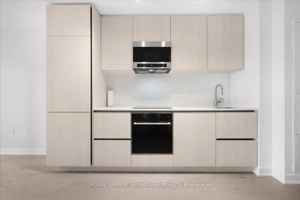 110 Broadway Avenue #1503S - Photo 1